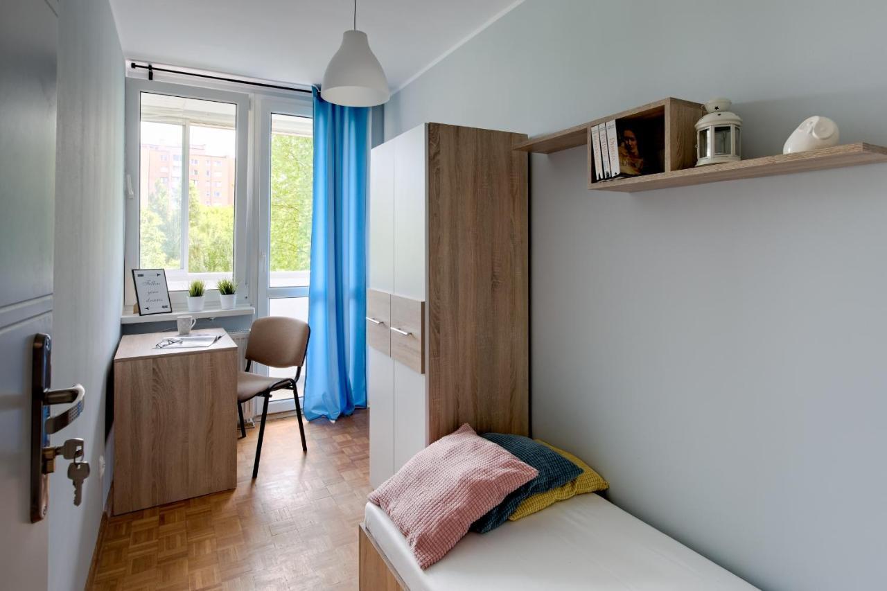 Krzywon 8 Rooms وارسو المظهر الخارجي الصورة